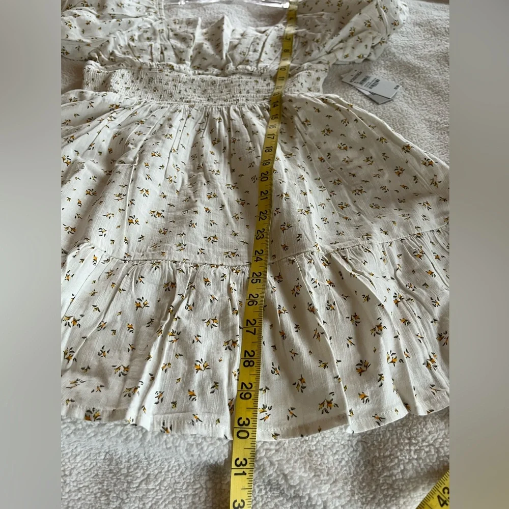 Nordstrom BP Ivory Dress with Puff Sleeves and Detailed Floral Bursts Juniors L - Picture 5 of 16